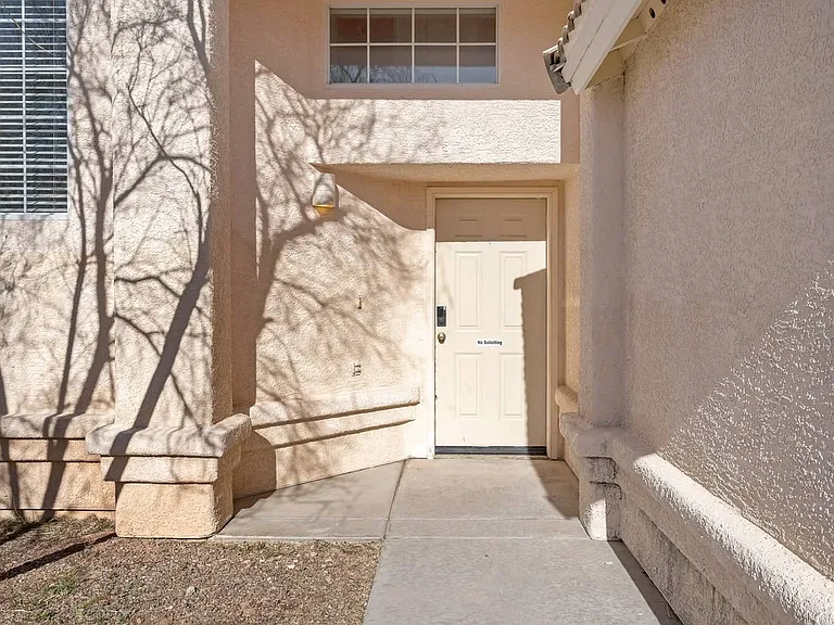 8238 S Placita Del Parque — Photo 4