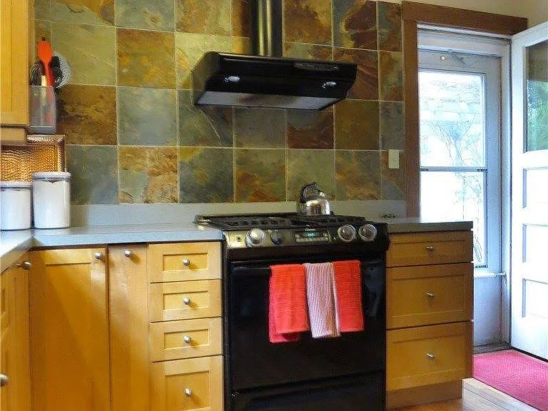 17469 Norton Ave — Photo 9