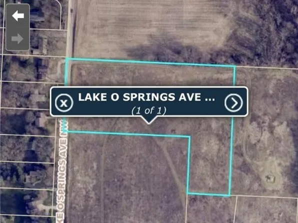 Lake Osprings Ave NW, North Canton, OH 44720