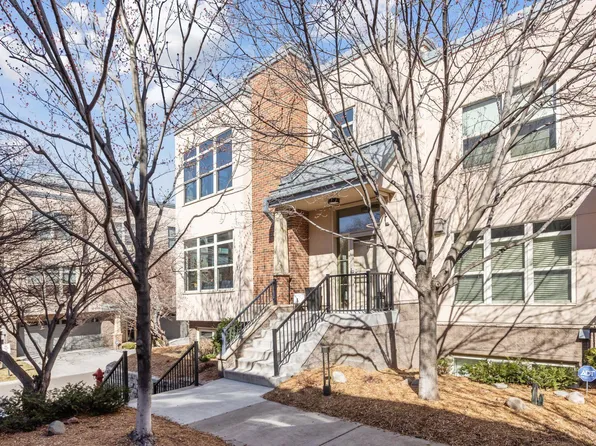 221 1st Ave NE APT 29, Minneapolis, MN 55413