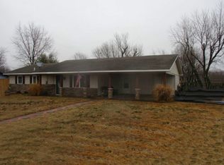 700 Two Mile Rd, Dexter, MO 63841