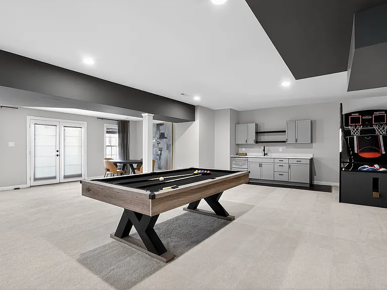 19503 Waneta Dr — Photo 26