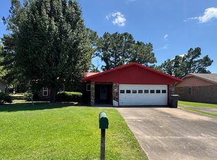 1400 Garfield St, Idabel, OK 74745