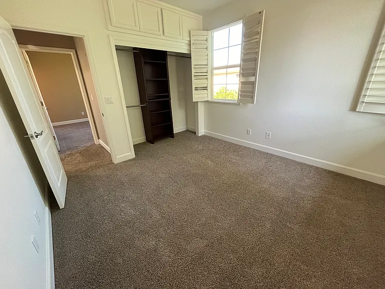 3054 Pescara Pl — Photo 24
