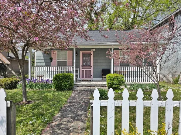 917 Market St, Dayton, TN 37321