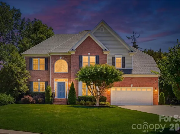8803 Cumberland Ct, Waxhaw, NC 28173