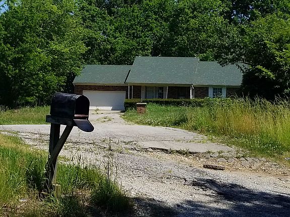 2nd image of 4520 Taylorsville Rd