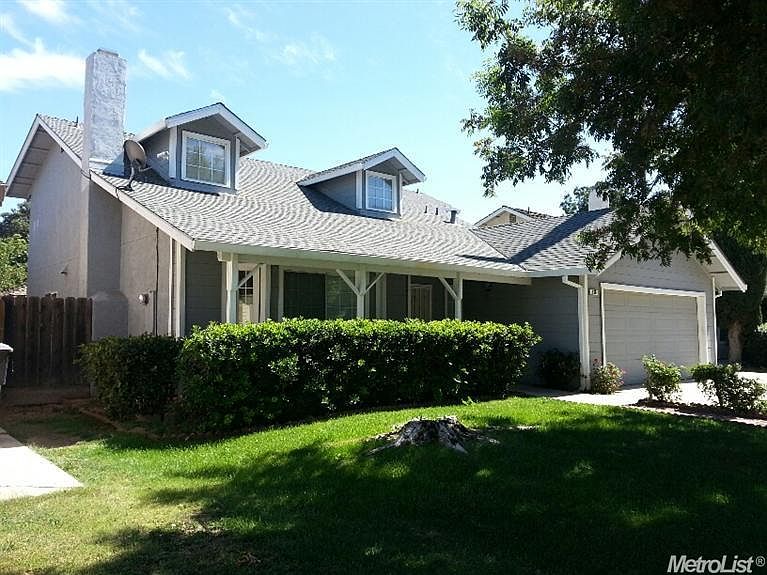 1st image of 560 S Del Puerto Ave