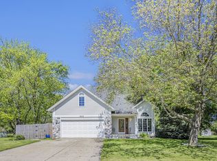 640 Heim Ct, Almont, MI