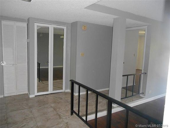 2nd image of 3730 Inverrary Dr APT 2D