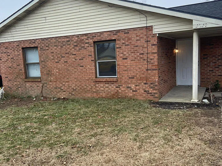2327 Vogel Rd #1 — Photo 12