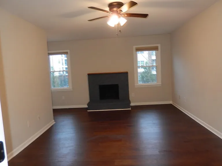 1365 Old Virginia Ct SE — Photo 23