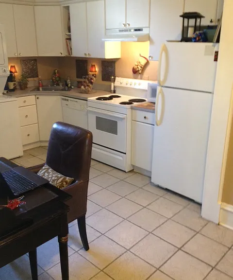 2218 Barnard St #B — Photo 4