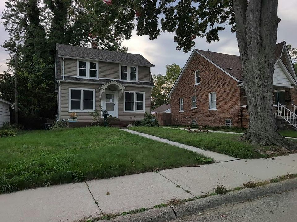 2nd image of 21934 Linwood Ave