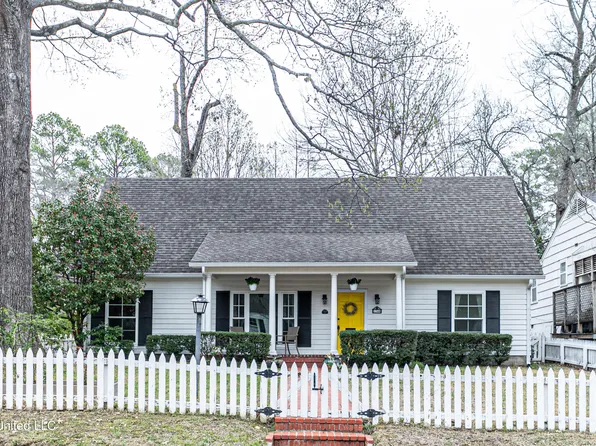 1748 Piedmont St, Jackson, MS 39202