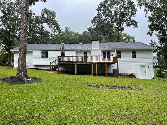3rd image of 4694 Cinco Dr