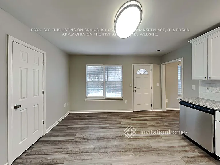 3535 Anastasia Ct — Photo 10