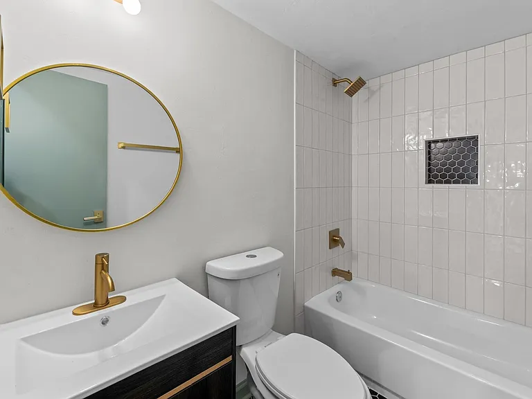 2066 Tallavana Trl — Photo 27