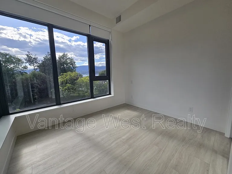 3699 Capozzi Rd #406 — Photo 14