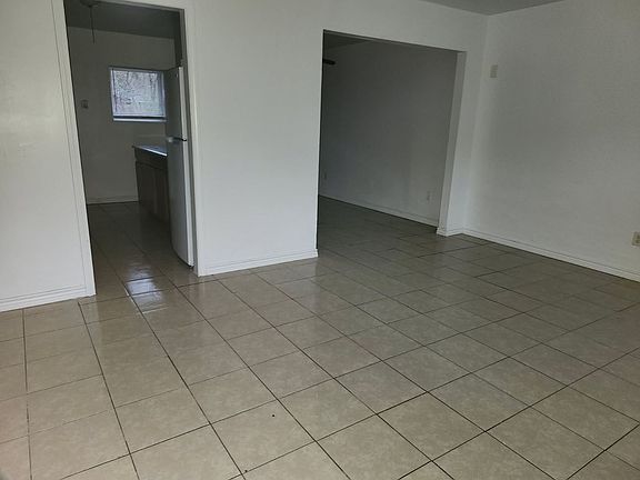 5th image of 3939 Monterey Dr