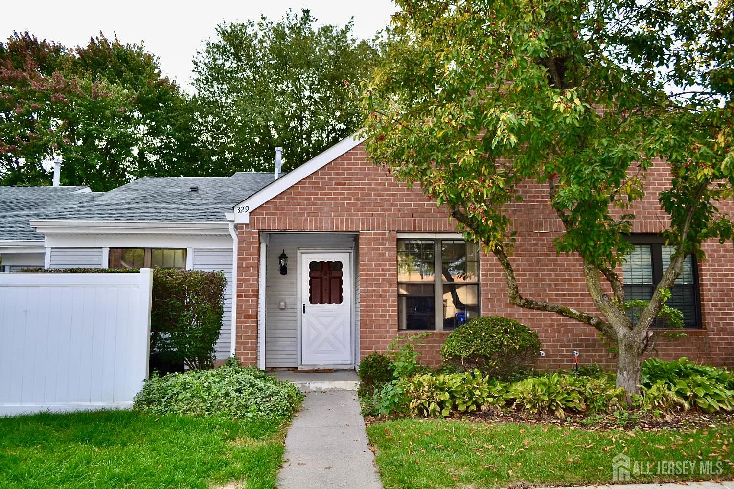 2 bed, 2.0 bath, $2,450 — Photo 1