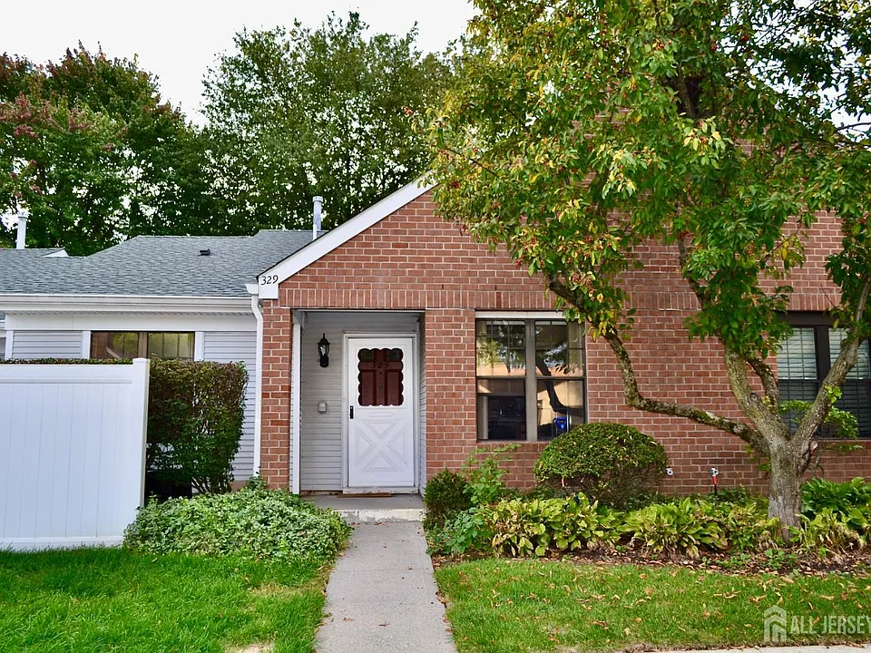 329 W Wycoff Way #329
