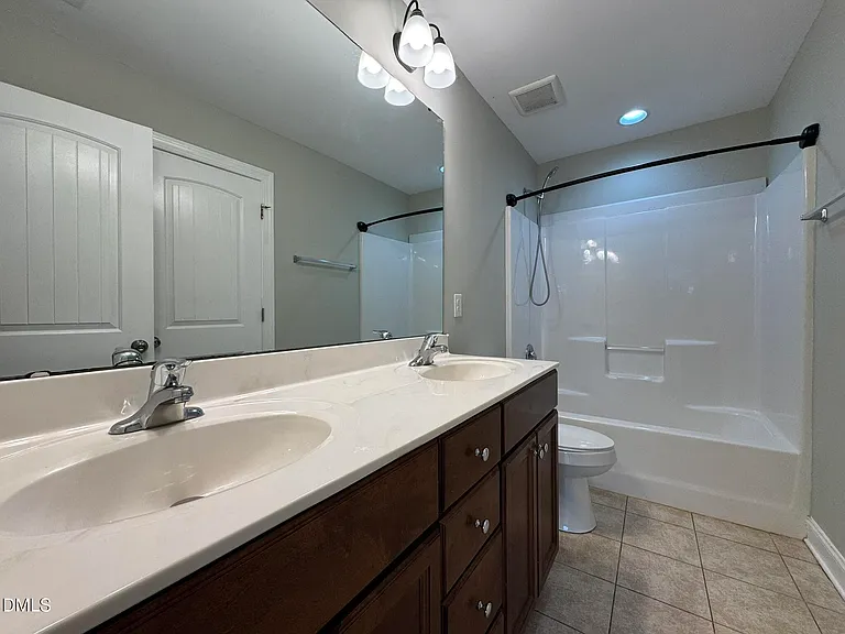528 Walker Ranch Dr — Photo 28