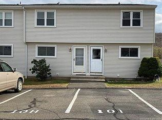 1081 New Haven Rd APT 10I, Naugatuck, CT 06770