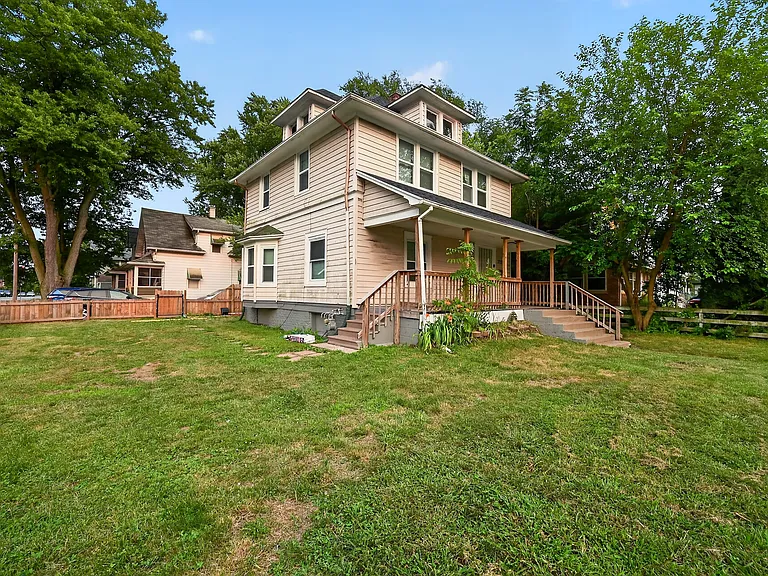 3726 Homewood Ave — Photo 3