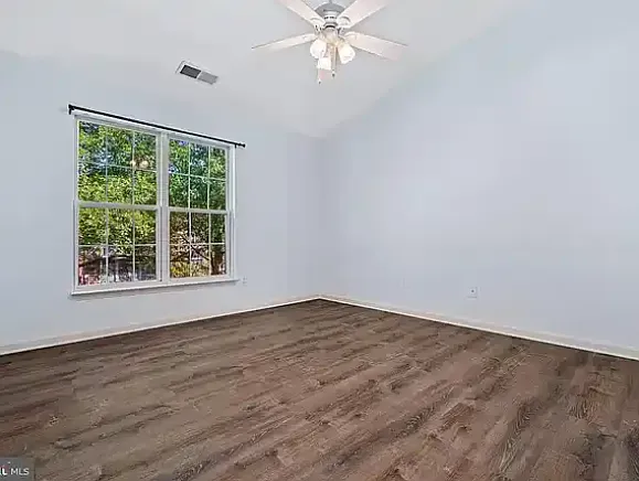 8515 Towne Manor Ct — Photo 10