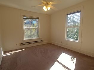 533 Federal Ave E, Seattle, WA 98102