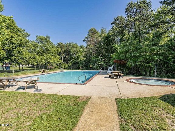 5th image of 1128 Sawmill Rd #148