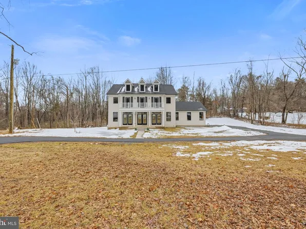 86 Hinsons Ford Rd, Amissville, VA 20106