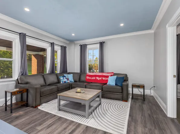 21 Coldbrook St NE #Id1364139p, Grand Rapids, MI 49503