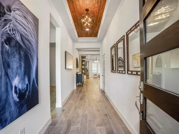 750 Fall Rock Branch Dr, Conroe, TX 77304