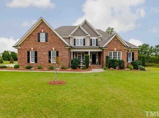 2415 Belvinwood Dr, Fuquay Varina, NC 27526
