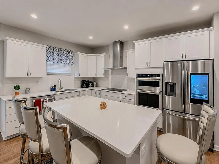 45 Woodford Dr — Photo 12