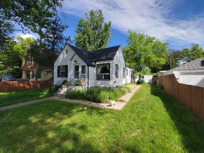 1112 E 23rd St, Cheyenne, WY, 82001
