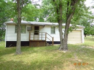 10064 Schroer Rd, Potosi, MO 63664