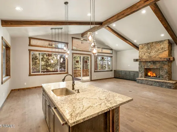 2056 N Cobblestone Cir, Flagstaff, AZ 86001