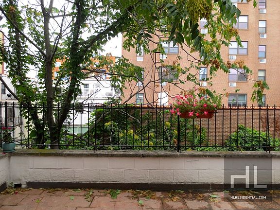3rd image of 147 Union St APT 1