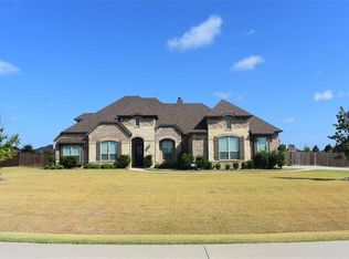 107 Shepherds Hill Rd, Waxahachie, TX 75165