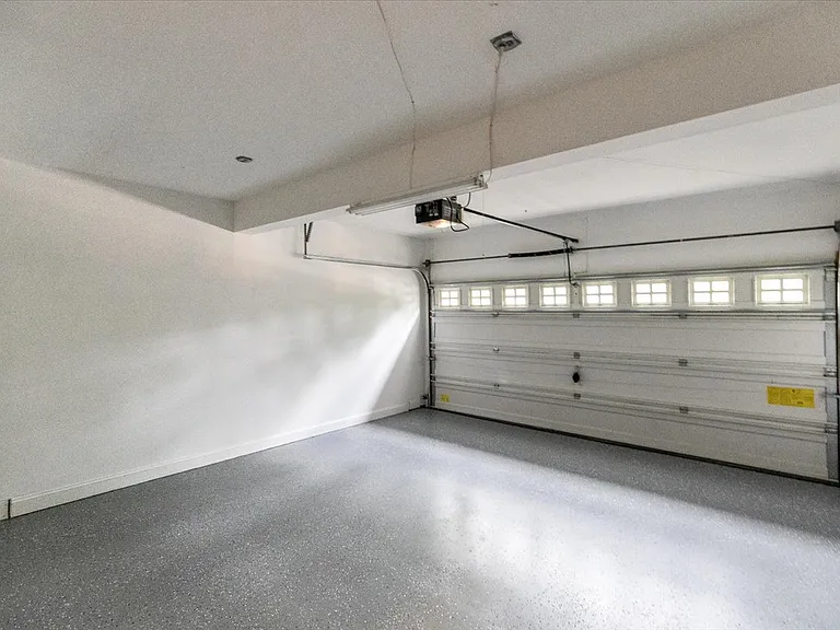10363 Gershwin Ct — Photo 33