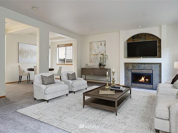 3rd image of 15018 16th Ave W