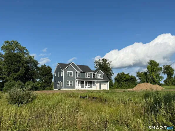 2 Farm Meadow Road, East Lyme, CT 06333