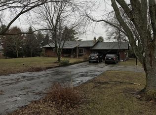 N4733 Green Valley Rd, Krakow, WI 54137