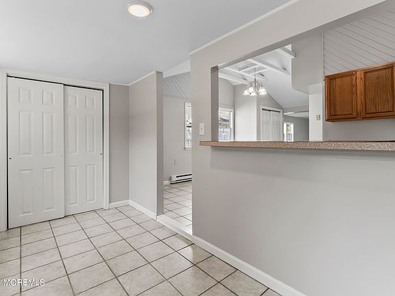4th image of 37 Central Avenue