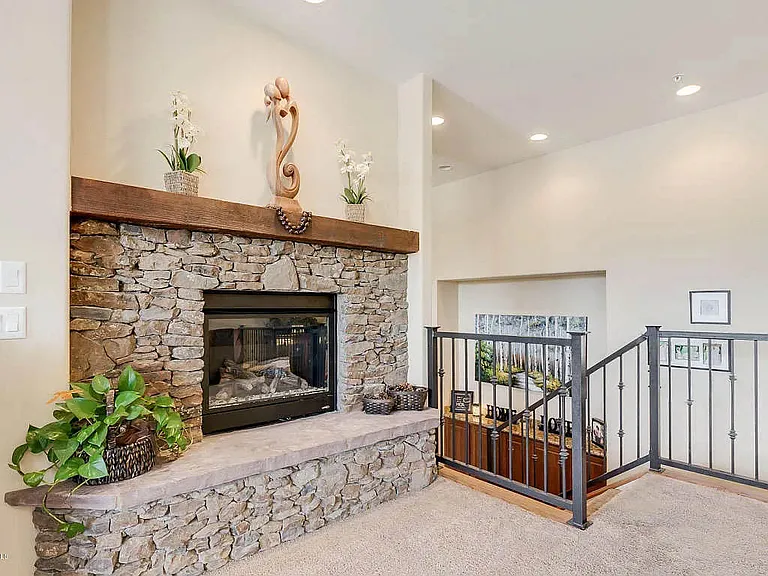 457 E Woodland Dr — Photo 11