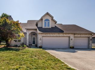 3746 Stelter Farm Dr, Bridgman, MI 49106