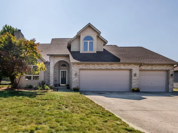 3746 Stelter Farm Dr, Bridgman, MI 49106